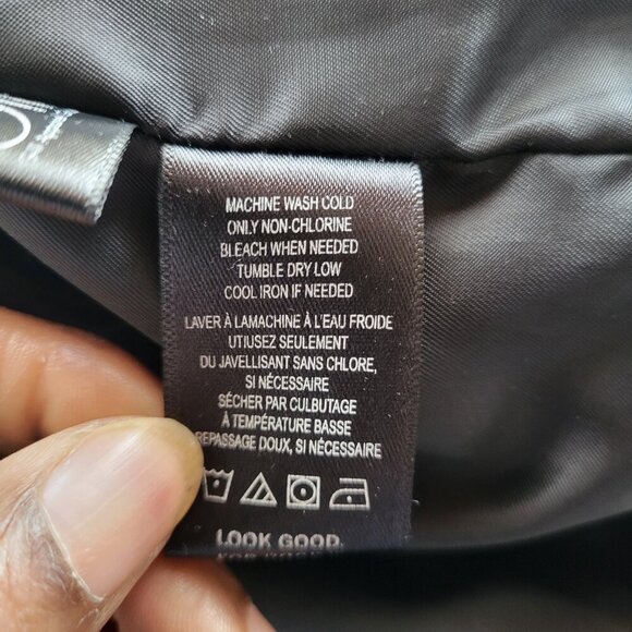 Kenneth Cole New York Women’s Lightweight White Contrast Puffer Coat (Size: M) - Picture 13 of 16